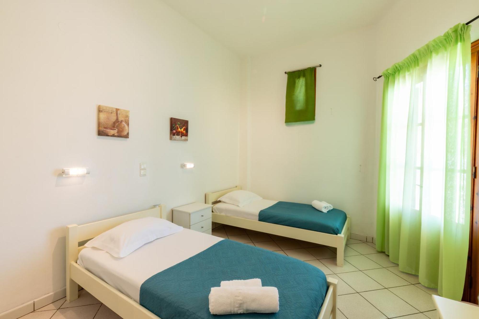 Froudi Rooms Kamares  Exterior foto